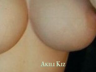 Akili_Kiz