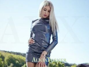 AliciaTurner