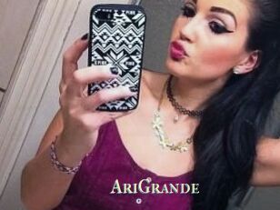 AriGrande