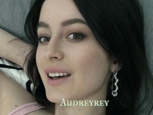 audreyrey Actrice xxx