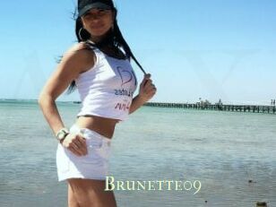 Brunette09
