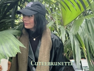 Cuteebrunette