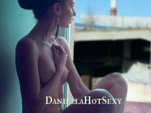 DaniellaHotSexy