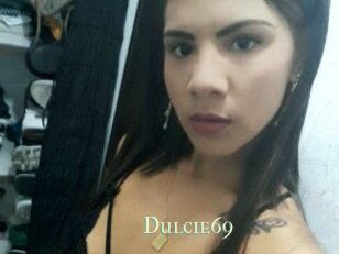 Dulcie_69