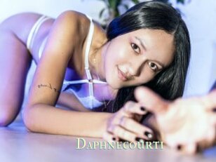 Daphnecourti
