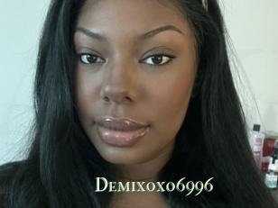 Demixoxo6996