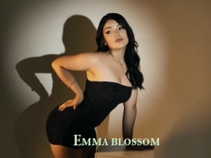 Emma_blossom