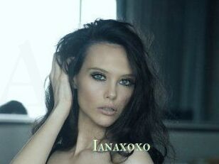 Ianaxoxo