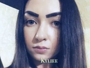 Kyliee_