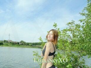 LauraSkyXO