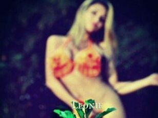 Leonie