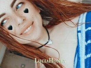 LuciaHoney