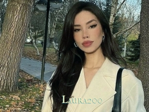 Laura200