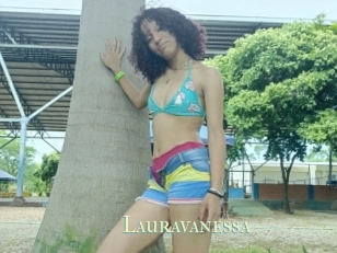 Lauravanessa