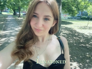 Lunatoned