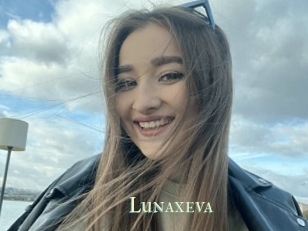 Lunaxeva