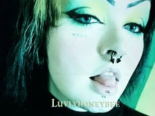 Luvlyhoneybee