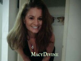 Macy_Divine