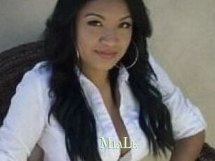 Mia_Le