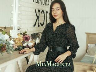 MiaMagenta