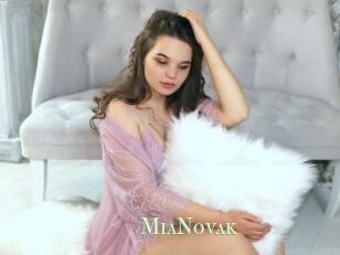 MiaNovak