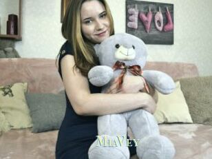 MiaVey