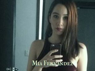 Mia_Fernandez