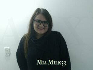 Mia_Milk33