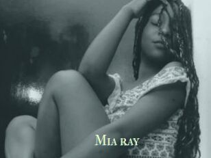 Mia_ray