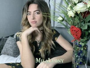 MilaLeony