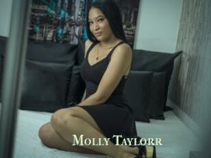 Molly_Taylorr