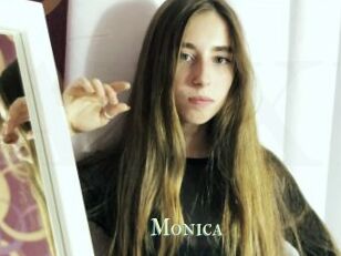 Monica_