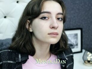 MonikaDan