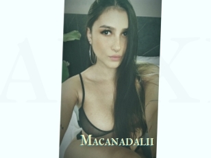 Macanadalii