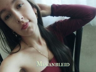 Meganbleid