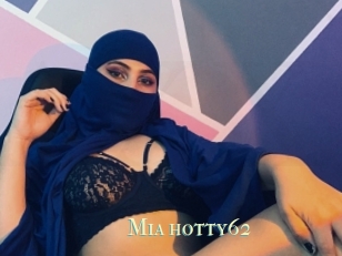 Mia_hotty62