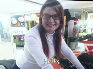 Mia85