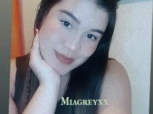 Miagreyxx