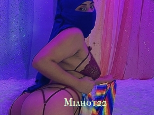 Miahot22