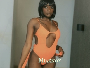 Miaknox
