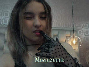 Miasuzette