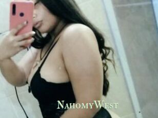 NahomyWest
