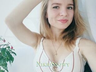 NikkiSnowy