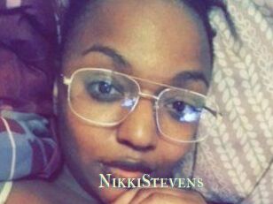 Nikki_Stevens