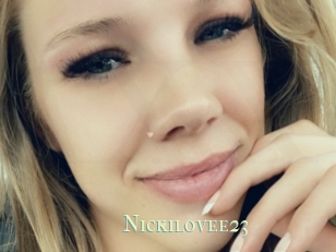 Nickilovee23