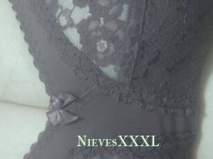 NievesXXXL