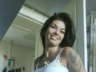 Niki23