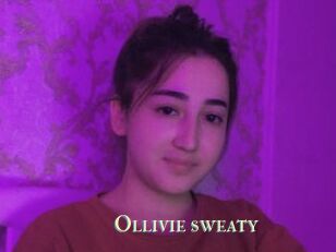 Ollivie_sweaty