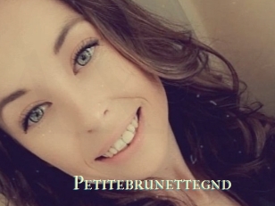 Petitebrunettegnd