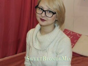 SweetBlondeMia